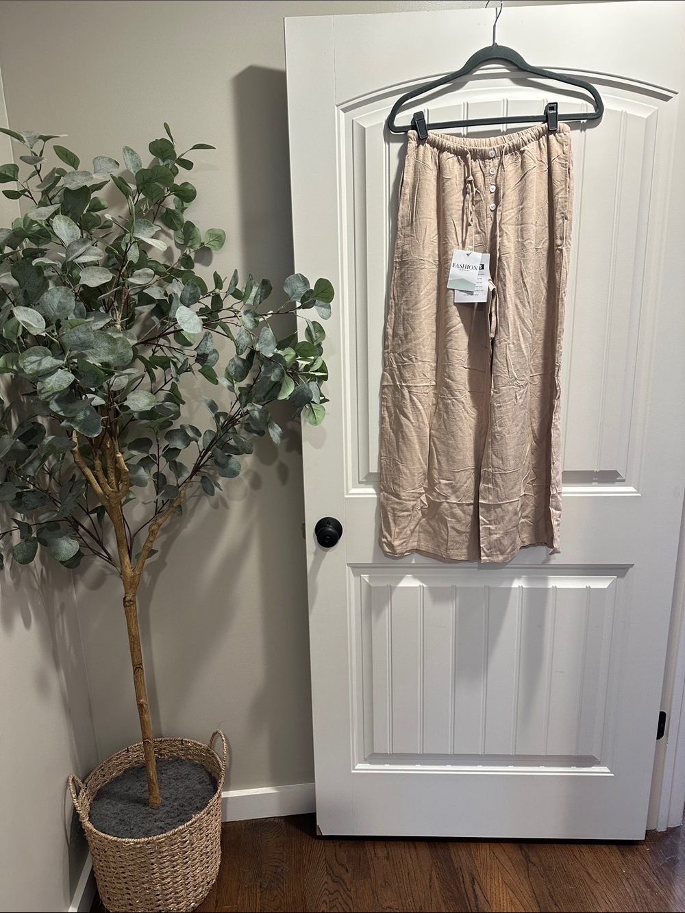 Amazon Women's Beige Cropped Wide-Leg Pants